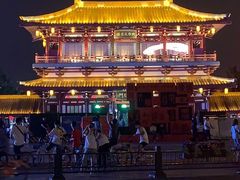 -美豪丽致酒店(西安高新区南二环丰庆公园地铁站店)