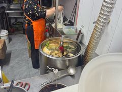 -元女麻辣烫