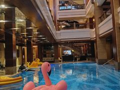 -浅深休闲酒店-停车场