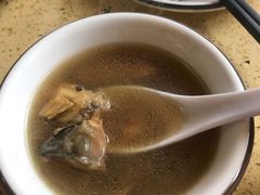 -东巴谷野生菌火锅餐厅