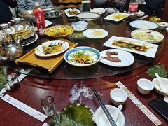 -龙香居海鲜浑锅家常菜·特色驴肉