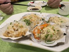蒜蓉粉丝蒸大圆贝-盛港湾海鲜食府(黄沙店)