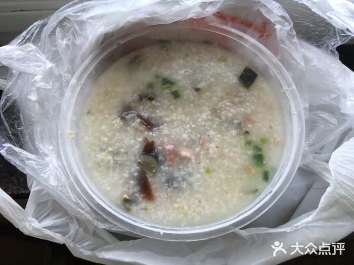 喜年來(歐洲商城店)皮蛋瘦肉粥圖片