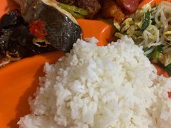 -食上东新街美食街区(民乐新都会店)