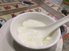 -义顺牛奶公司(新马路老店)