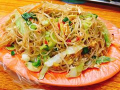 -蚝哥花姐湛江烤生蚝(美丽湾市场店)