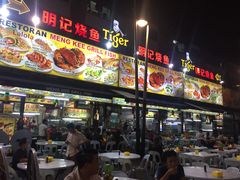 -明记烧鱼美味店