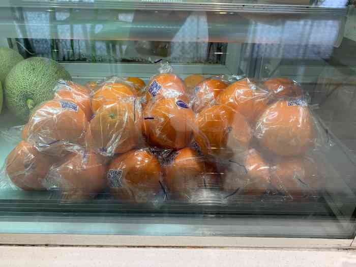 巡茶(一号港湾城店)-"大菠萝在大东海,一个标志性建筑,四楼有好.