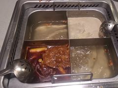 -海底捞火锅(宝龙广场夜宵主题店)