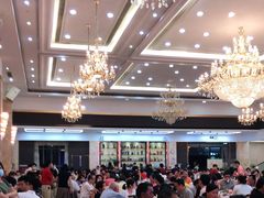 大堂-轩记海鲜餐厅·四十五年老字号·经典粤菜(西区彩虹店)