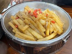 -昱龙大盆牛蛙馆(三兴街总店)