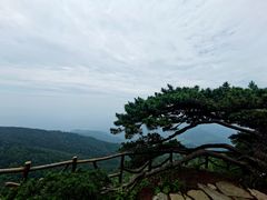 -罗田薄刀峰风景区