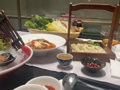 -红鼎豆捞·专注品质海鲜20年(宝丰路店)