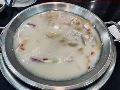 -老来福·非遗酸汤兔(凯旋路店)