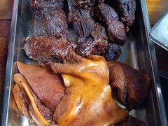 -老鼎万春卤菜(五代传承创始老店)