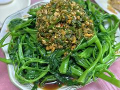 -洪霞餐馆