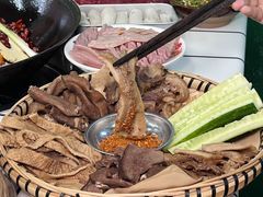 -扎起市井老火锅(乐山总店)