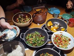 -吃饭皇帝大土家民族菜(正大广场店)