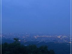 -紫金山山顶公园