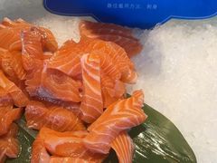 -云顶旋转自助景观餐厅