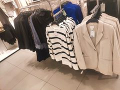 -H&M(华润万象城店)