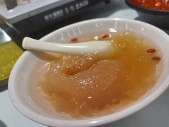 -刘姐啤酒鱼民族演艺餐厅(西街总店)