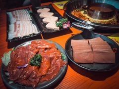 大刀五花肉-谭鸭血老火锅(万象九宜城店)