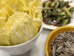 -鲁员外地锅鸡地锅鱼(古墩路店)