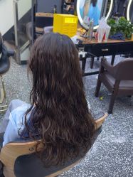 点击看大图 -藤野造型专业烫染接发