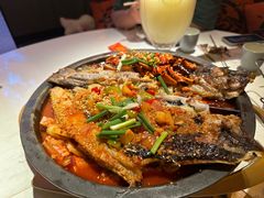 -鸣记脆皮烤鱼·海鲜烤鱼(三八广场店)