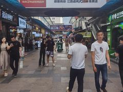 -万达广场(南昌红谷滩店)