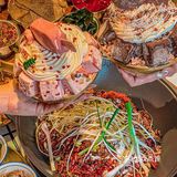 咖咖竟然开来南强街了 一共两层