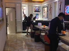 -七十二变量贩KTV(绿地东海岸时代广场店)