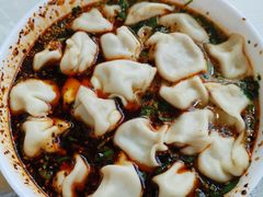 酸汤牛肉水饺-回坊马二饺子馆