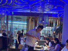 -老板恋上鱼(恒隆广场店)