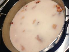 猪肚锅-煲宫猪肚鸡(晶品店)