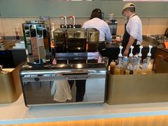 -星巴克臻选(郑州中原万达店)