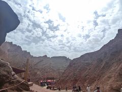 -天山神秘大峡谷