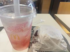 -麦当劳(世界城广场店)
