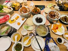 -龙聚德北京烤鸭(沙坪坝华宇A馆店)