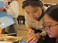 -海底捞火锅(高新活力城Villgae店)