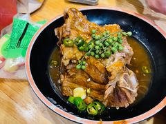 藤椒排骨砂锅-万和春排骨砂锅米饭(新业广场店)