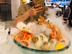 -广州塔卢特斯法国旋转餐厅