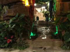 -泉城欧乐堡戏水湾艺术养生温泉