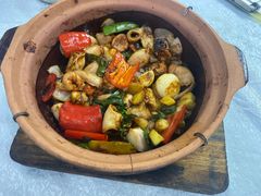 酱爆猪生肠-天宝食坊·啫啫煲大排档(西华路店)