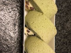 -红宝石·鲜奶小方·海派西点房(南丹店)