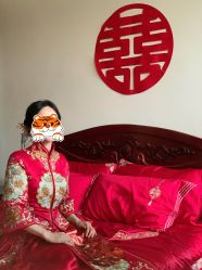 -艾米丽婚纱礼服