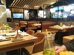 大堂-山城外·非遗酸菜鱼(新都汇融店)