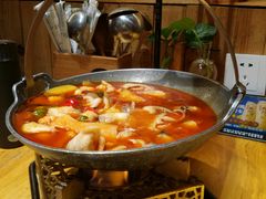 -老滇山寨•云南特色菜•地方菜•民族风情歌舞表演(金碧店)