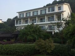 -南北湖湖光山居度假酒店